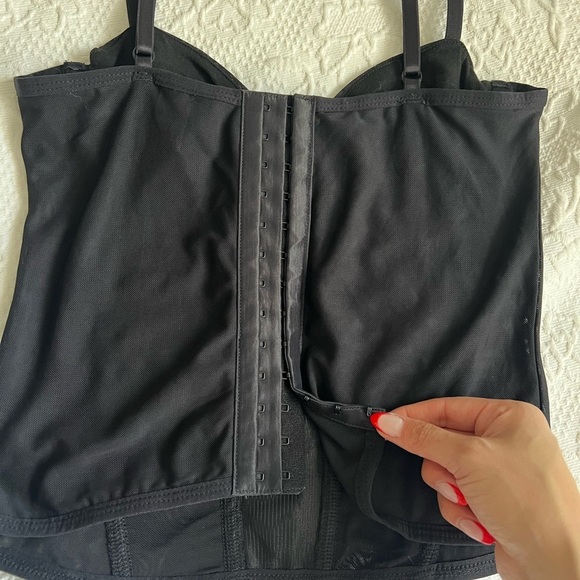 Black Women's Corset Top - Picture 5 of 7